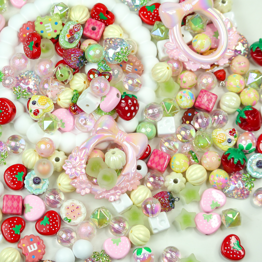 Creamy Strawberry Cake Beads