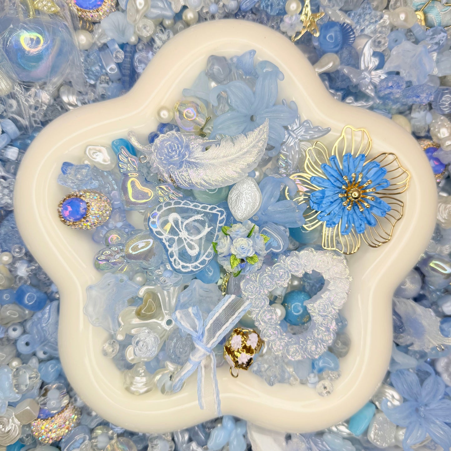 Cloud Lace Bloom