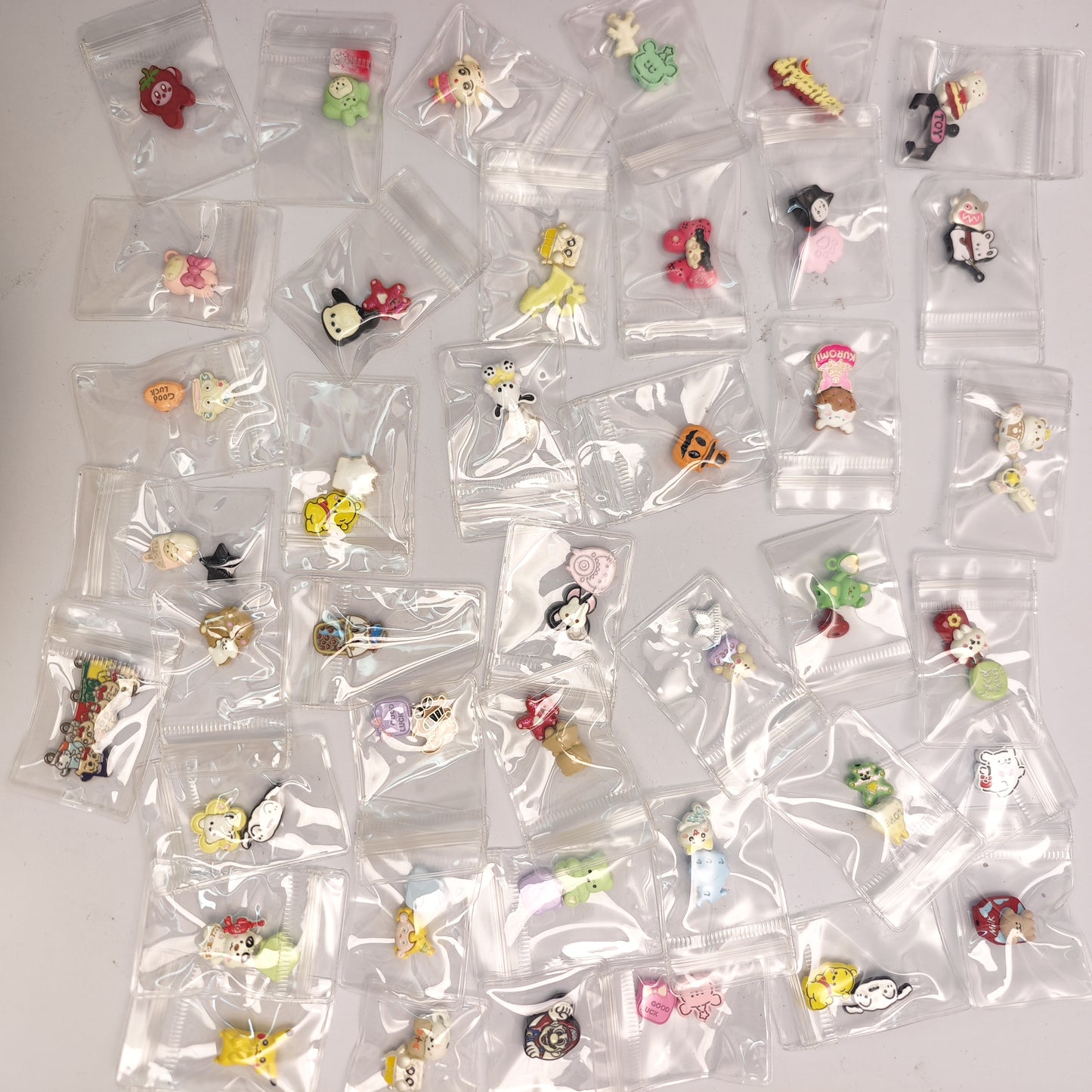 Beads featuring various IP characters（Live does not show）