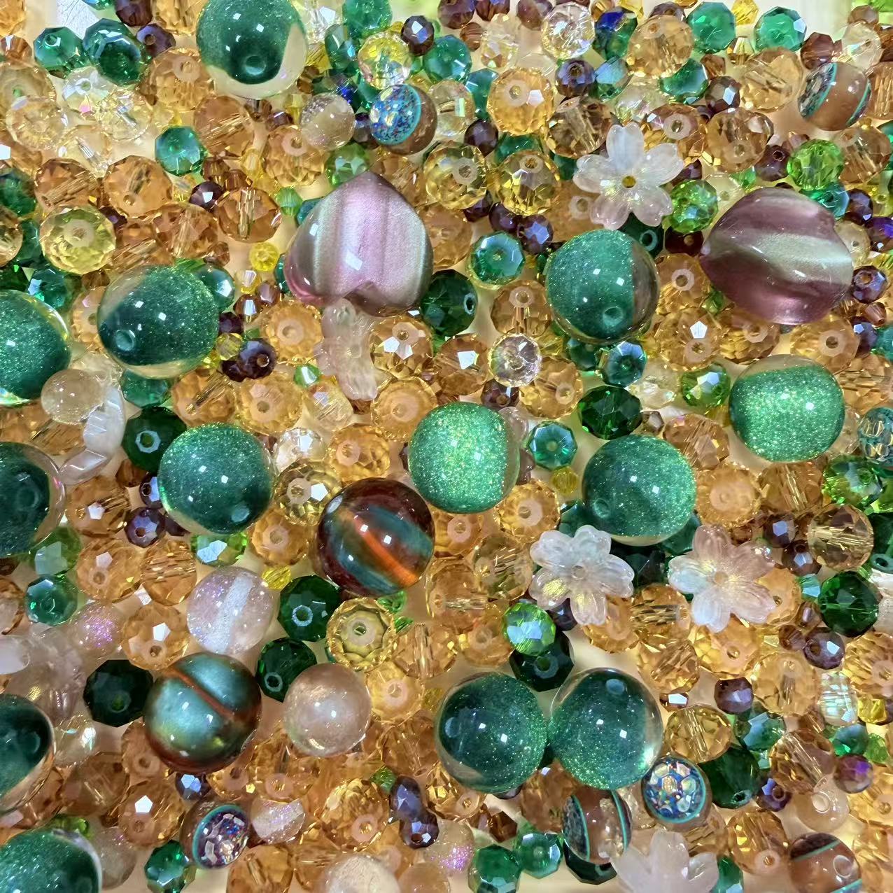 Live-stream mixed glass bead sale