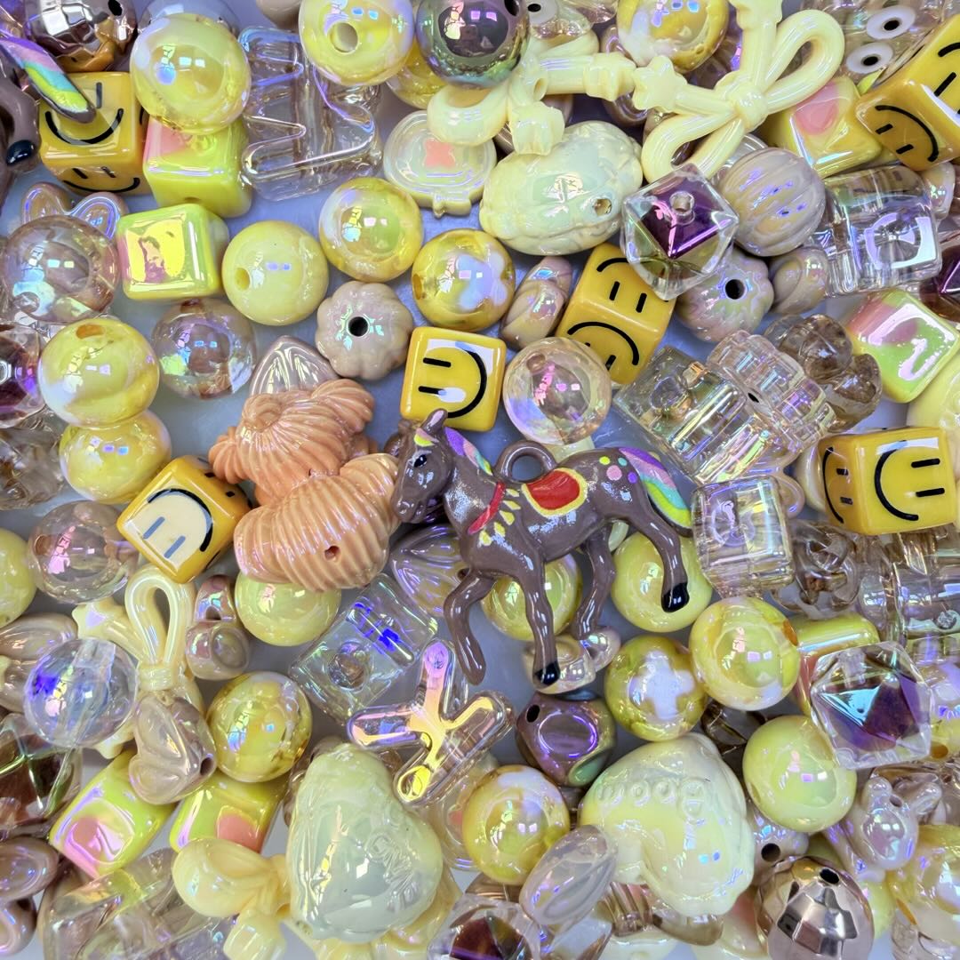 yellow puppy Beads