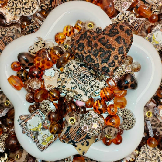 retro leopard print beads