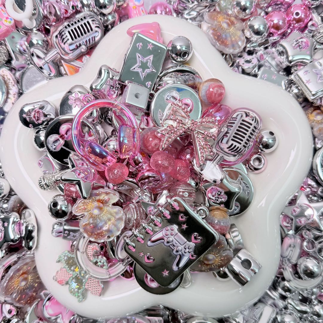 Pink‑Silver Y2K