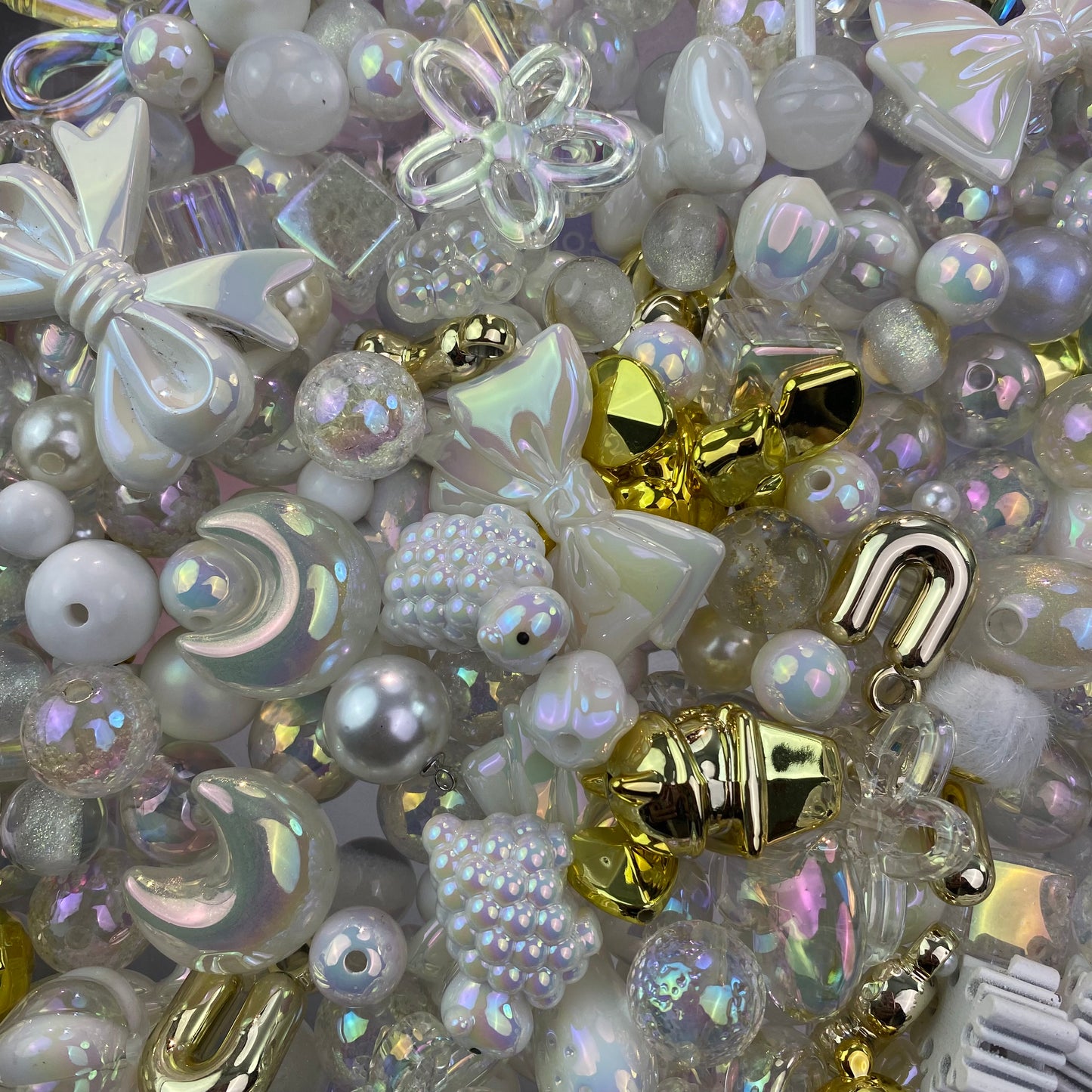 Live-stream mixed acrylic bead sale