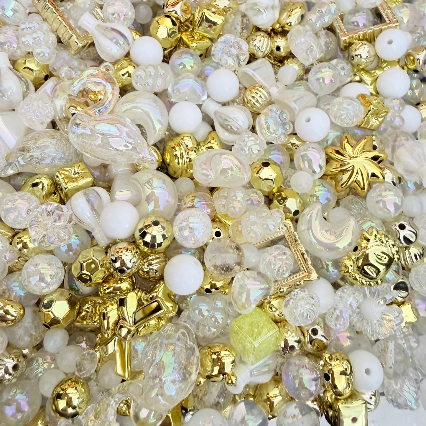 Live-stream mixed acrylic beads sale