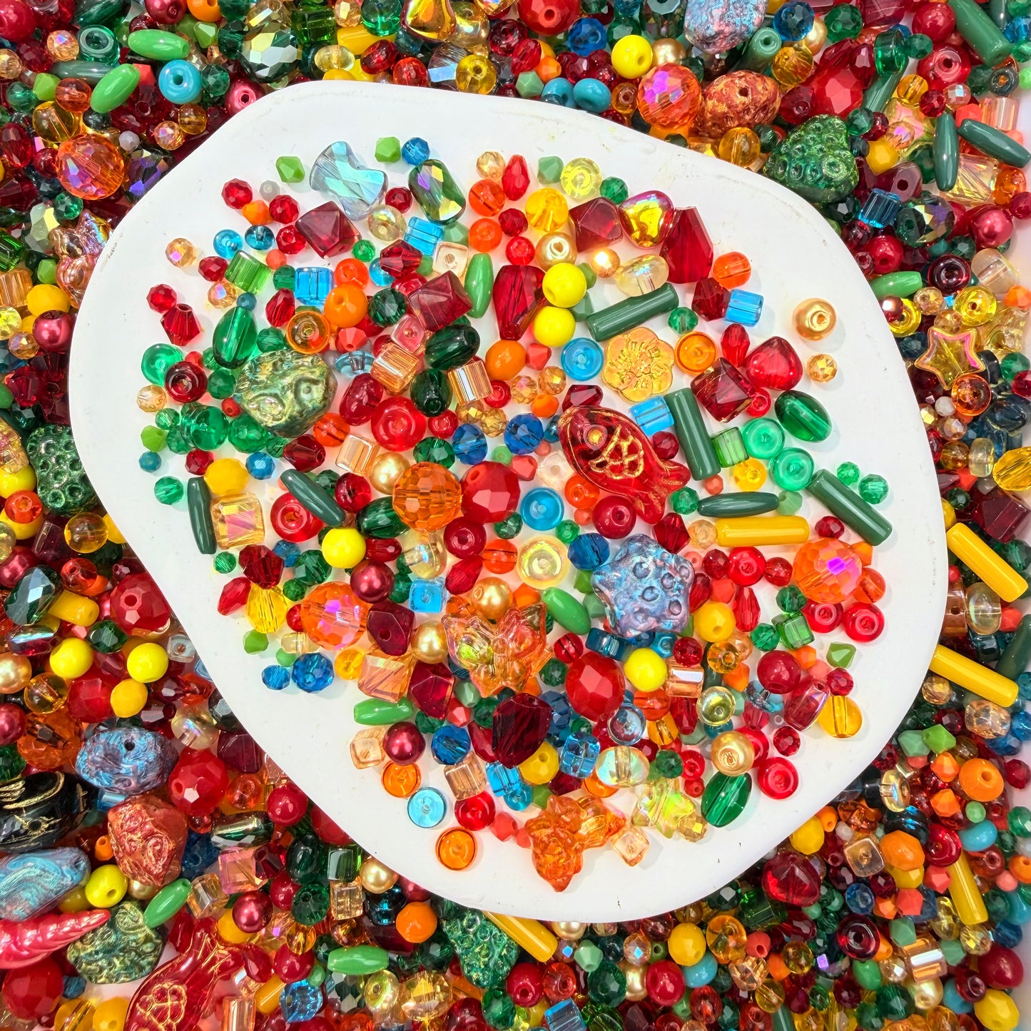 Live-stream mixed glass bead sale